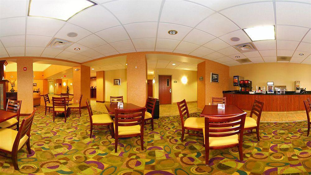 Best Western Plus Victor Inn & Suites Exterior photo